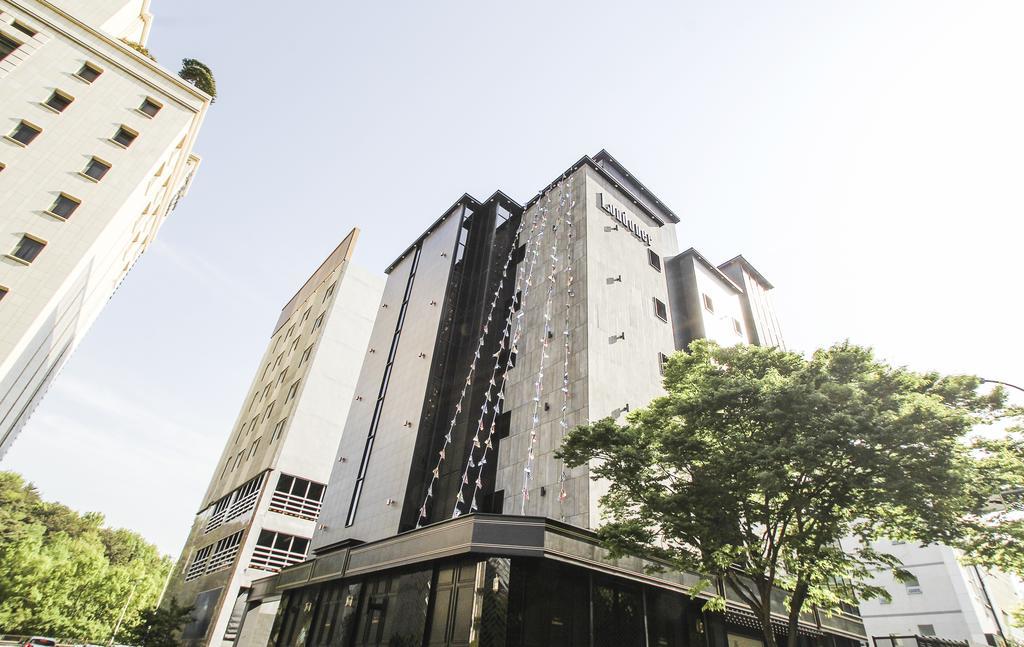 Hotel Londoner Gimhae Экстерьер фото