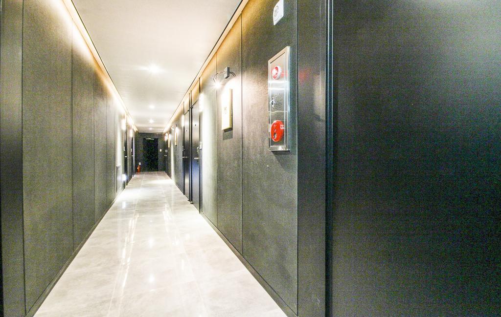 Hotel Londoner Gimhae Экстерьер фото