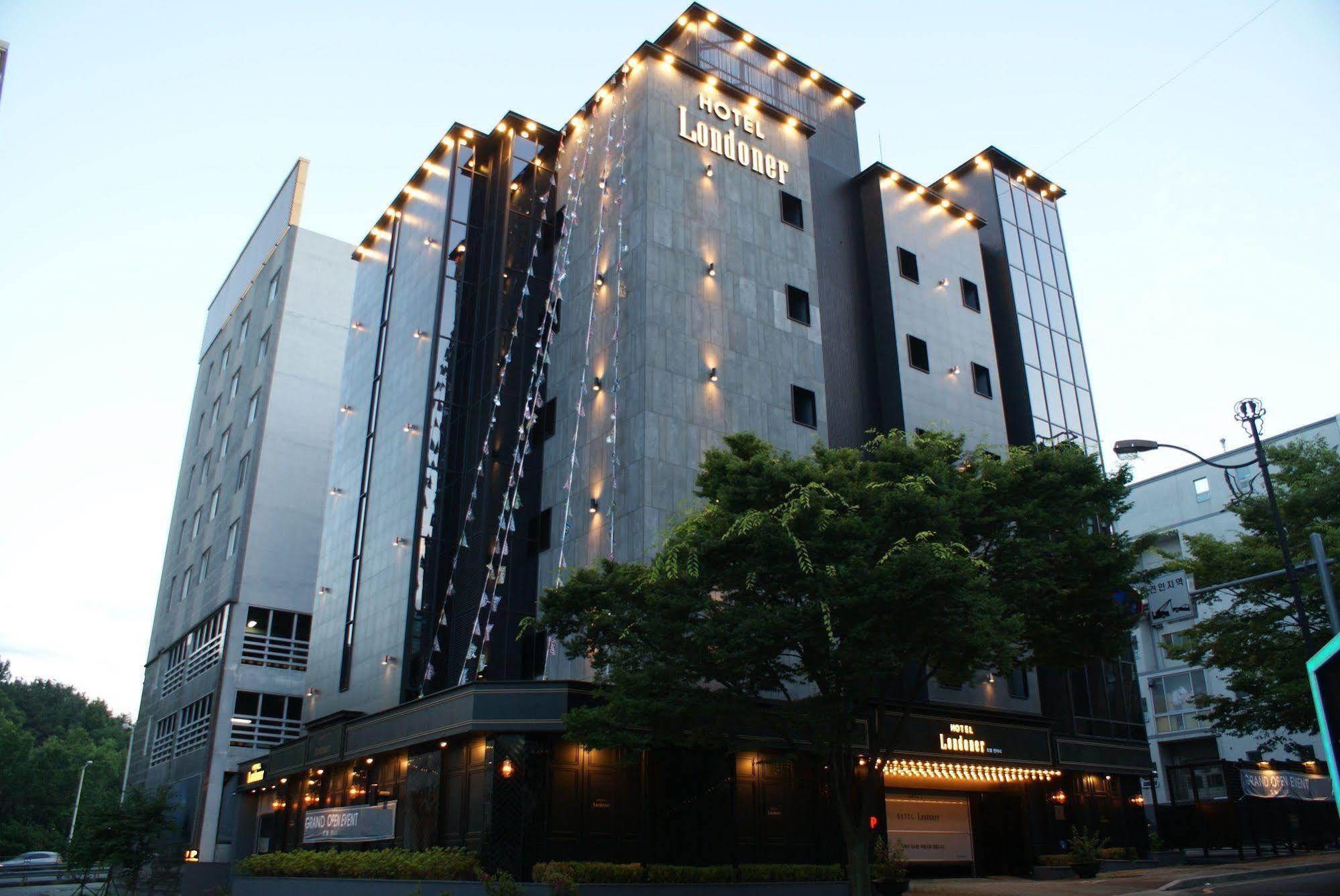 Hotel Londoner Gimhae Экстерьер фото